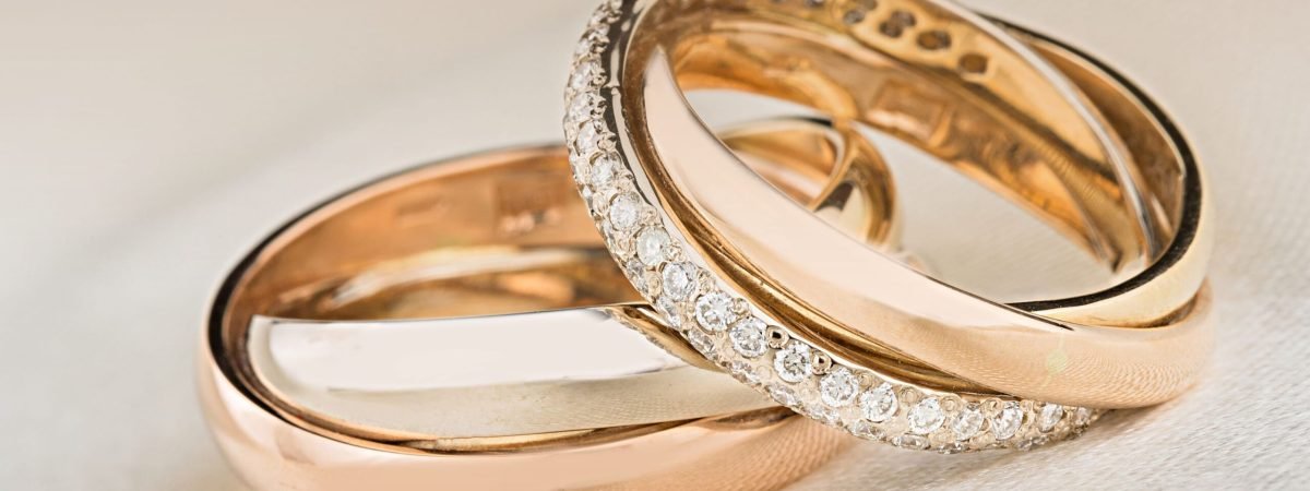 beige and gold elegant jewelry business instagram post